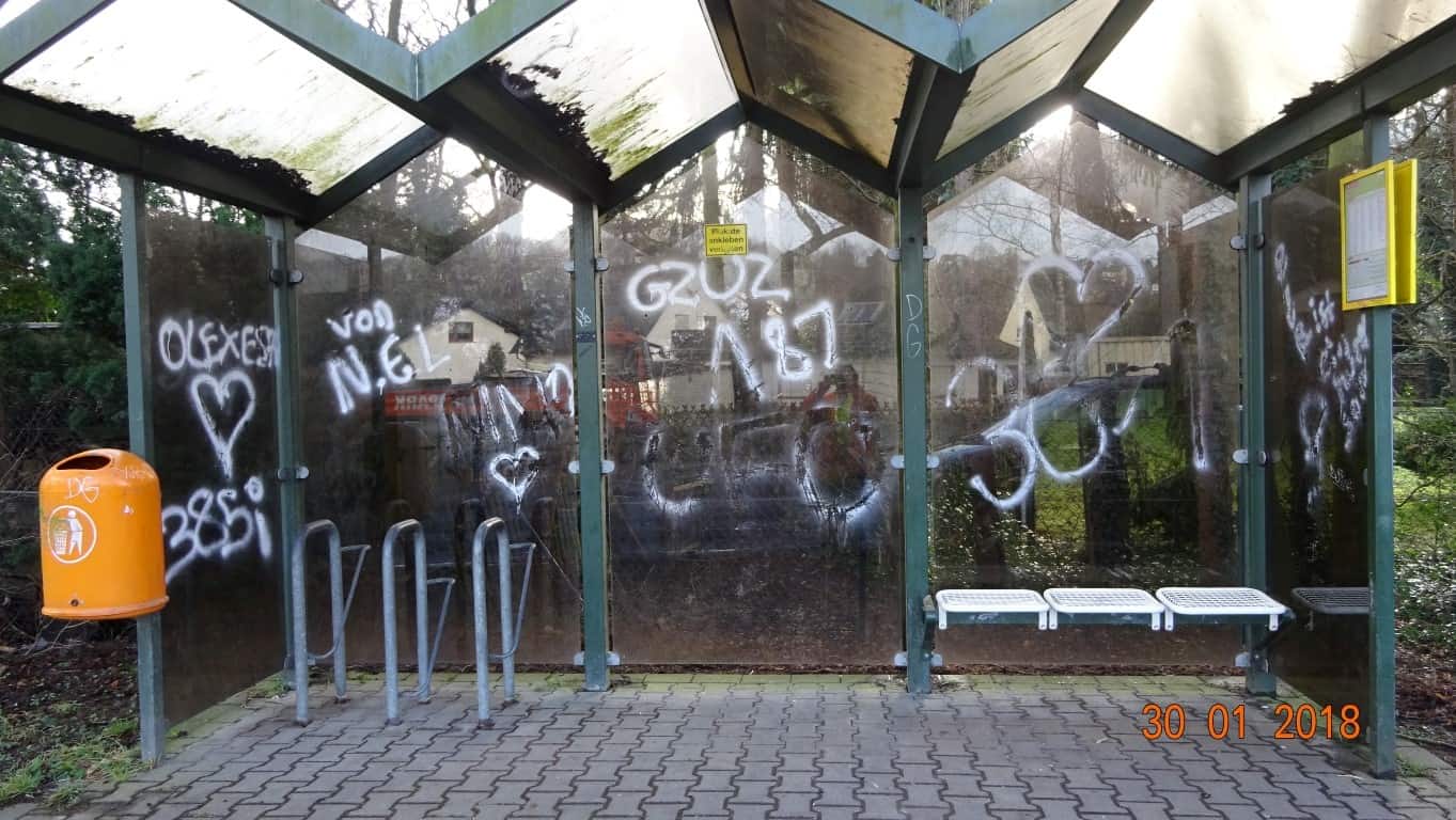 Graffitientfernung Haltestellenreinigung Wartehallen in NRW