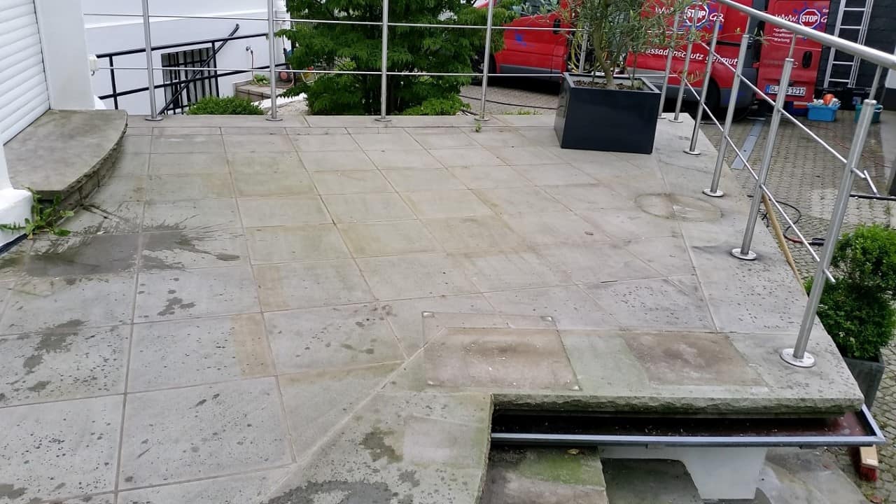 Terrassenreinigung Naturstein in Essen